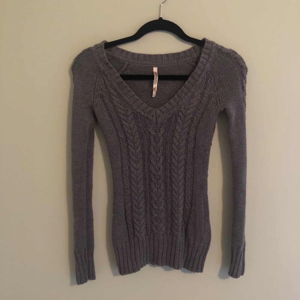 ✨Aeropostale Grey Knit Sweater